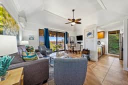 KP313 -Top FL | Partial Ocean •Pool•Gym•AC