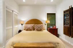KP9 Beachfront Ocean View | AC • Pool • Modern