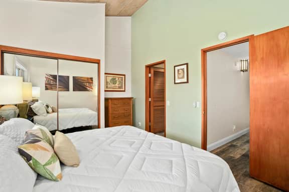 1302 Seaside | Oceanview•Pool•Spa•Whales